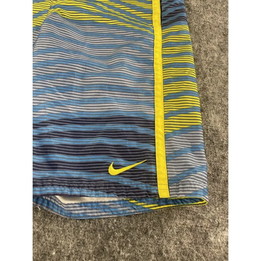 NIKE Boys Board Shorts Large 12 13 Years Blue Striped Swim Trunks Beach N327